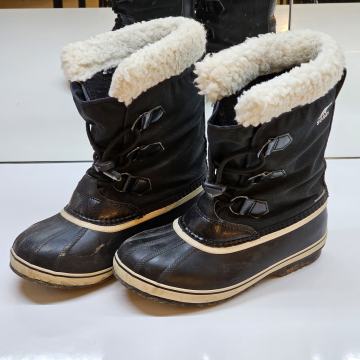 Sorel otroški škornji št. 35