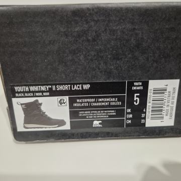 SOREL Škornji za v sneg Youth Whitney II short lace wp