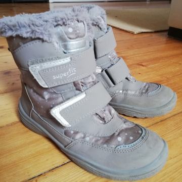 Superfit zimski čevlji kosmateni za deklico št.33