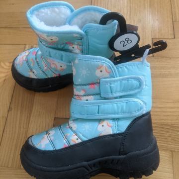Novi topli otroški škornji št 28