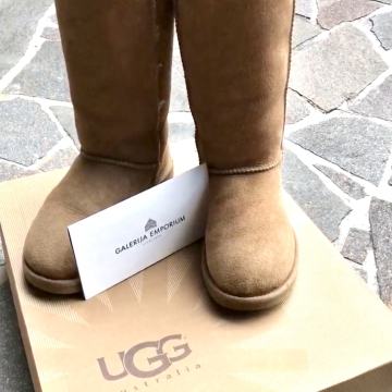 UGG Classic Tall