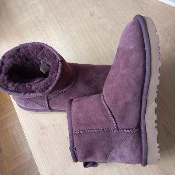 UGG ORIGINAL VIJOLČNI GLEŽNARJI - KOT NOVI 36