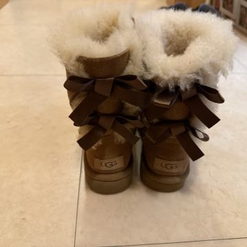Ugg st 36