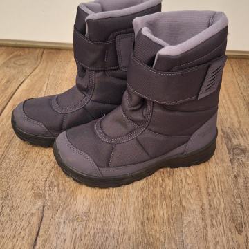 Vijolični škornji Decathlon, št. 31-novi