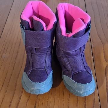 Zimske dekliške snežke, št. 29