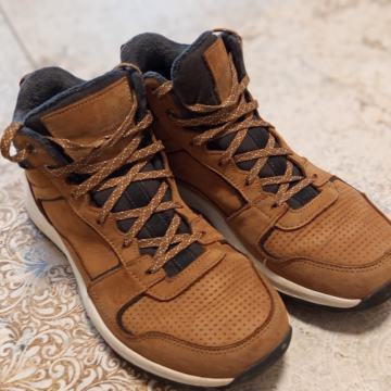 Zimski čevlji številka 39