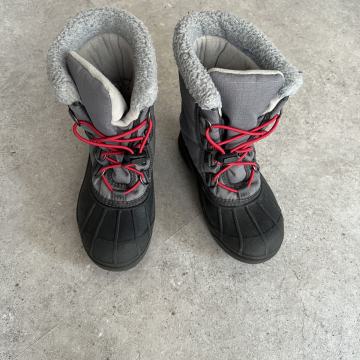 Zimski otroški škornji SOREL velikost 33