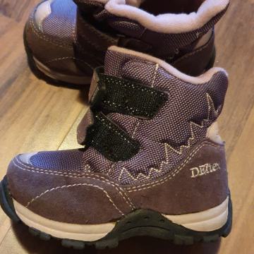 Zimski škornji št.23