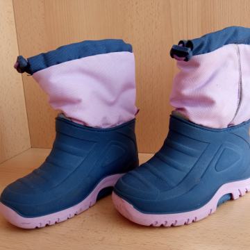 Zimski škornji št. 26