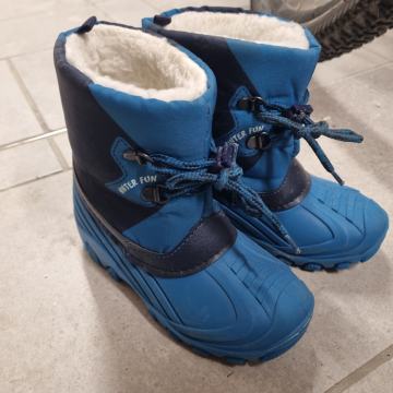 Zimski škornji št. 28