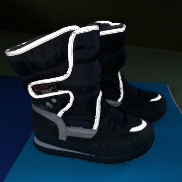 Zimski škornji št. 34