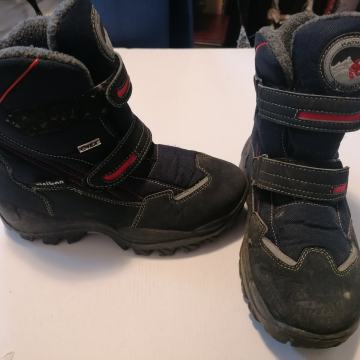 Zimski škornji št. 34