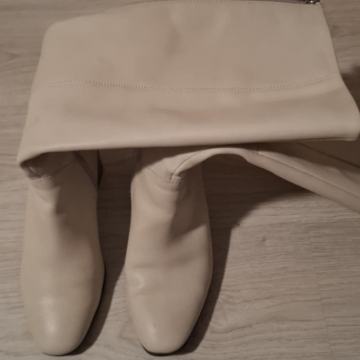 Bež škornji usnjeni