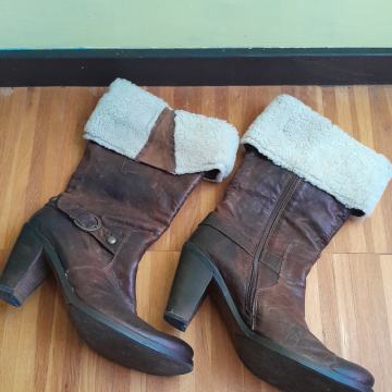 KAVBOJSKI ŠKORNJI - USNJE  št  40-41