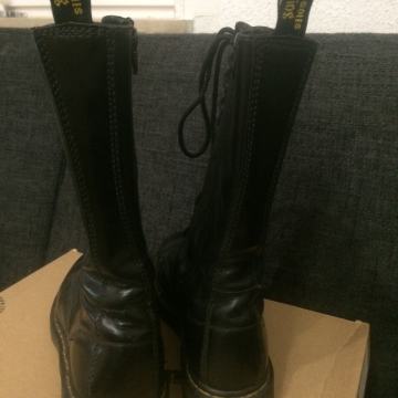 ŠKORNJI DR. MARTENS