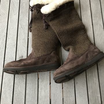 UGG škornji -št. 41