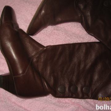 Ženski rjavi škornji številka 37, s ptt