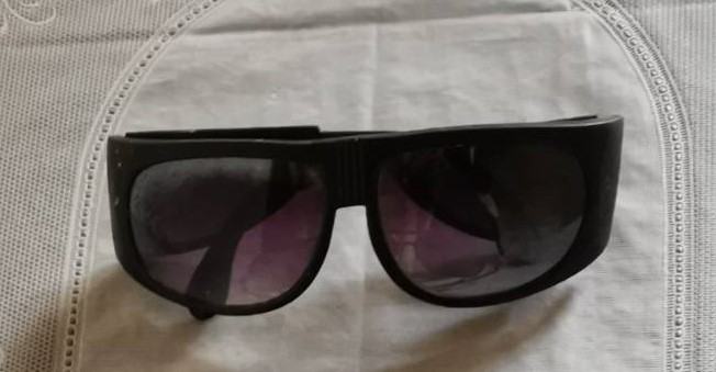 Modna očala ugodno naprodaj