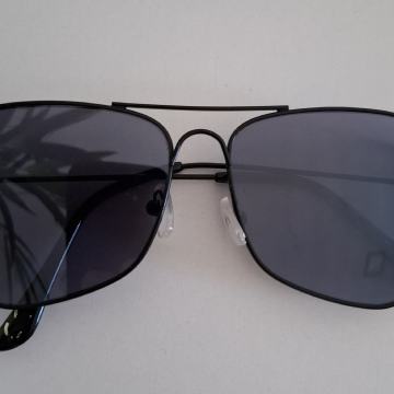 SAMO 1 EUR !!! - Moška sončna očala