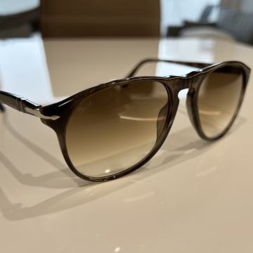 Sončna očala Persol