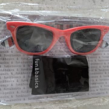 Nova sončna očala z etuijem za shranjevanje