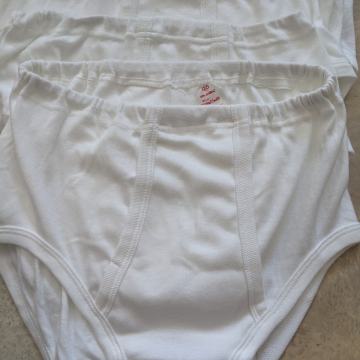 Nenošene moške spodnje hlače št 125 4x