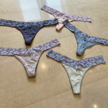 Zapeljive TANGICE SecretPassion 4 kos (+1 kos PODARIM) čipka - vel. S