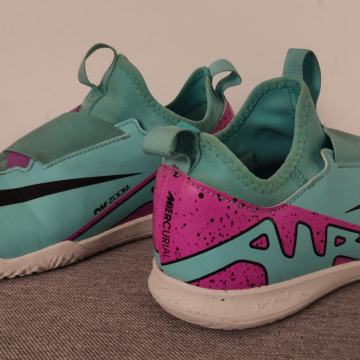 Nike JR ZOOM VAPOR 15 ACADEMY IC št. 38 dvoranski otroški