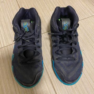 Otroški dvoranski športni copati Nike 38