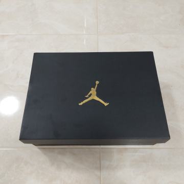 Air Jordan 11 CMFT Low