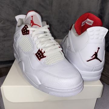 Jordan 4 Retro Metallic Red
