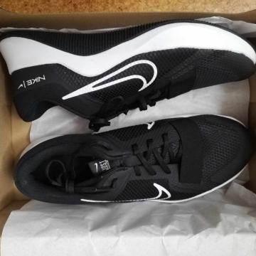 Nike MC Trainer 2 št. 44 fitnes čevlji