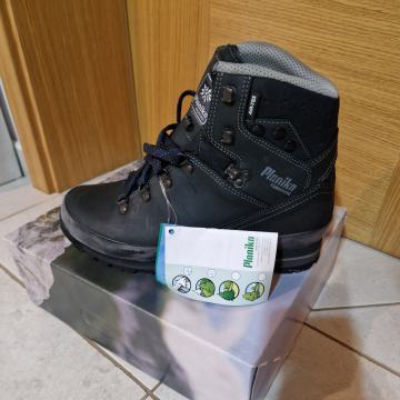 NOVI Pohodni čevlji PLANIKA FORESTER