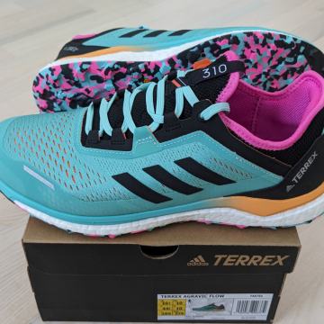 ADIDAS Terrex Agravic Flow št. 44 2/3 tekaške superge