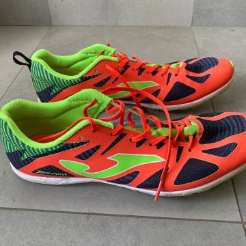 Tekaške šprintarice JOMA Spikes 6728 št. 42