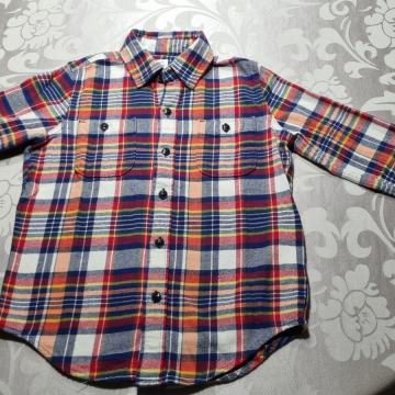 Fantovska srajca znamke GAP st.114-132, za 6-7 let