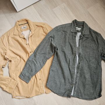 Komplet: 2x srajca za fanta MNG, vel XS.