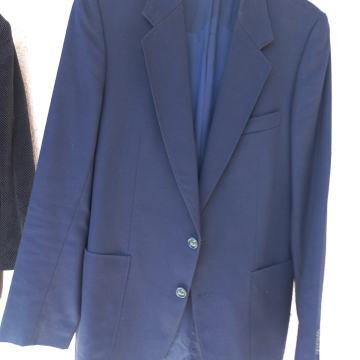 prodam moder suknjič