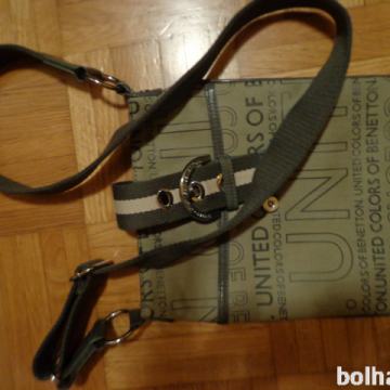 BENETTON TORBICA ZELENE BARVE