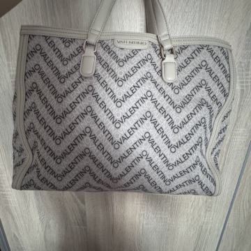 Bež torbica Valentino 59€