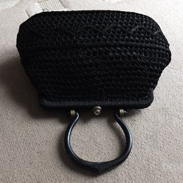 Črna damska torbica