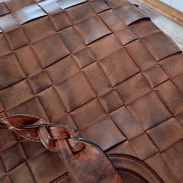 EMILY & NOAH NOVA RJAVO PISANA TROBICA