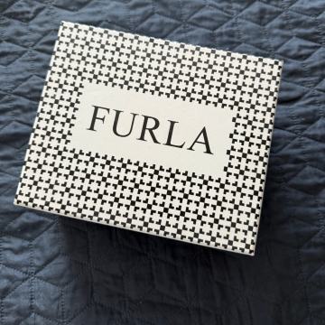 FURLA torbica v originalni škatli
