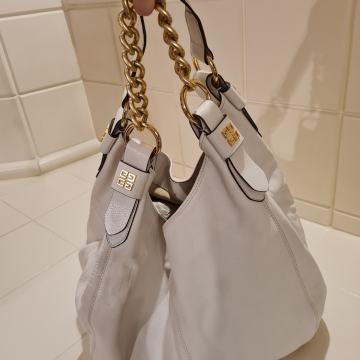 GIVENCHY torbia