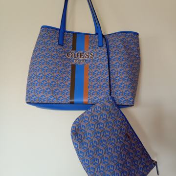 GUESS ORIGINAL VELIKA  MODRA TORBICA