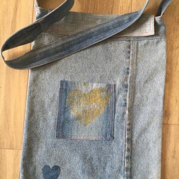 JEANS TORBA primerna tudi za notesnik velikosti 15,6