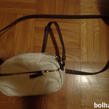 MALA TORBICA UMAZANO BELE BRVE Z RJAVIM PASOM