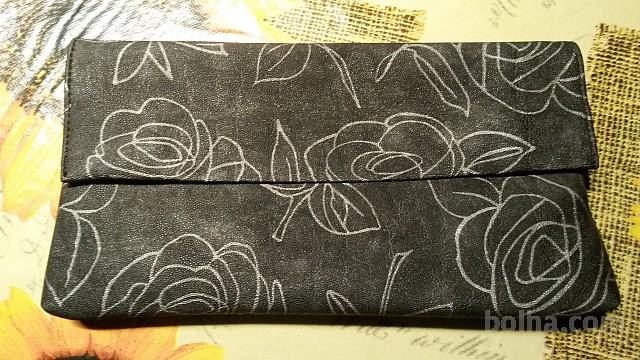 Manjša majhna ženska torbica denarnica črna