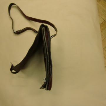 MESTNA TORBICA NARAVNO USNJE