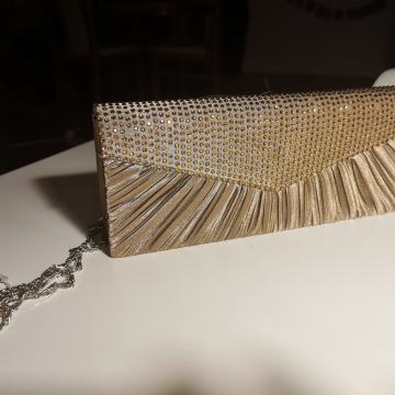 MODNA SVEČANA TORBICA